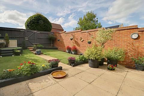 6 Downside Close, Basingstoke, RG24 9GU
