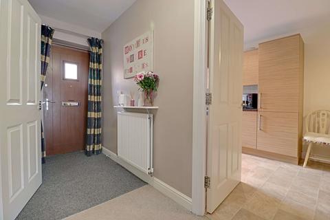 6 Downside Close, Basingstoke, RG24 9GU