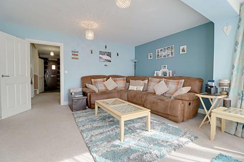 6 Downside Close, Basingstoke, RG24 9GU