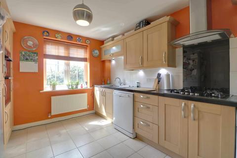 95 Ferndown Close, Beggarwood, Basingstoke, RG22 4SF