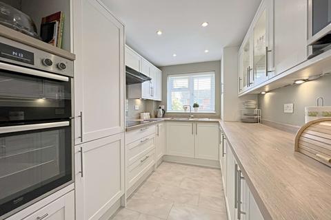 35 Handel Close, Basingstoke, RG22 4DL