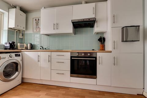 28 Blackberry Walk, Lychpit, Basingstoke, RG24 8SN