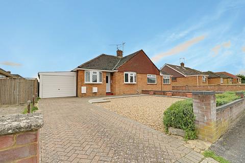 62 Brackley Way, Basingstoke, RG22 6LL