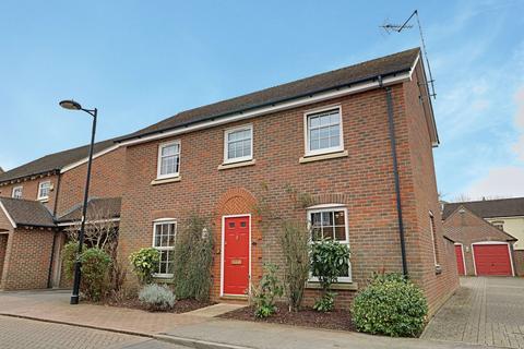 12 Compton Way, Sherfield On Loddon, Hook, RG27 0SQ