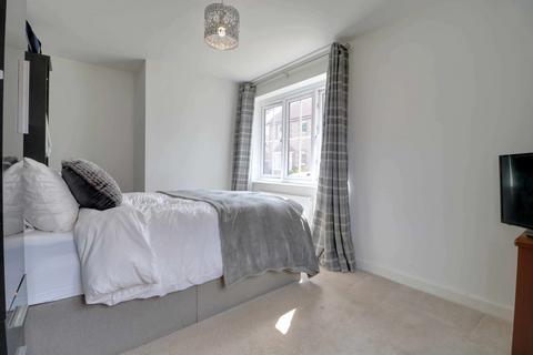 21 Corbel Rise, Chineham, Basingstoke, RG24 8BT