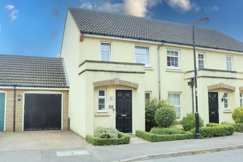 3 Allington Rise, Sherfield On Loddon, Hook, RG27 0ST