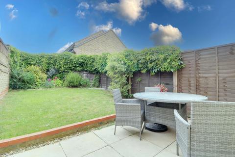 3 Allington Rise, Sherfield On Loddon, Hook, RG27 0ST
