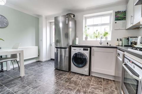 3 Allington Rise, Sherfield On Loddon, Hook, RG27 0ST