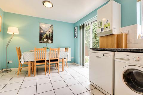 24 Anvil Way, Bramley, Tadley, RG26 5AZ