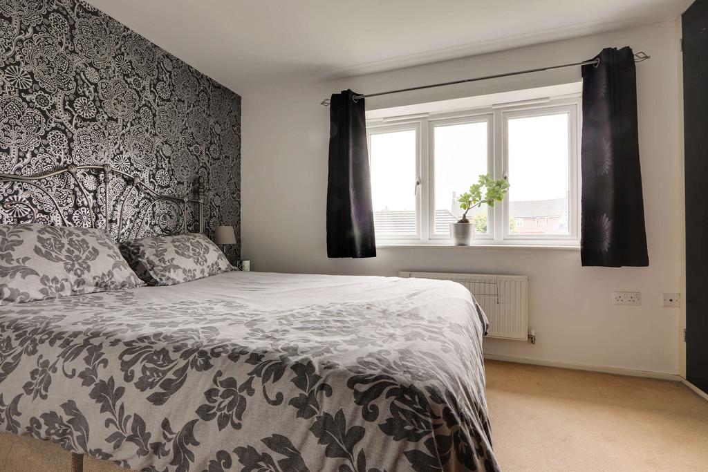 Bedroom 1 (Double)