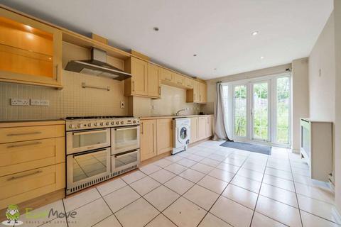 1 Allfrey Grove, Spencers Wood, Reading, RG7 1FH