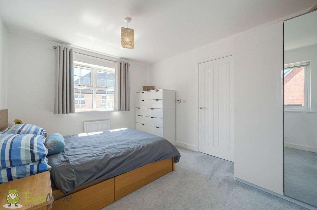 Bedroom 1 (Double with Ensuite)