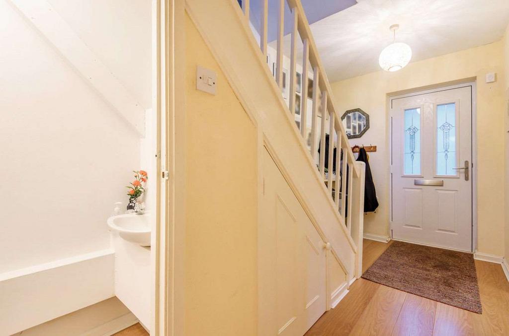 Entrance Hallway &amp; Cloakroom