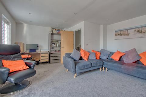 128 Grove Gate, Staplegrove, Taunton, TA2 6DF