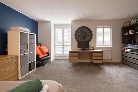 128 Grove Gate, Staplegrove, Taunton, TA2 6DF