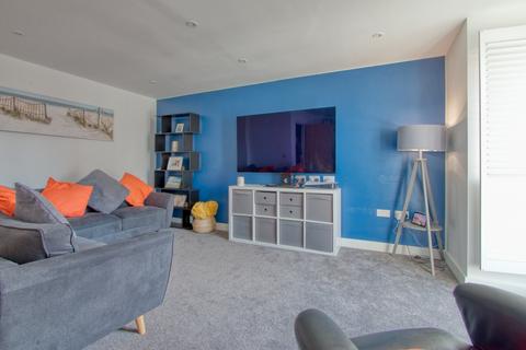 128 Grove Gate, Staplegrove, Taunton, TA2 6DF