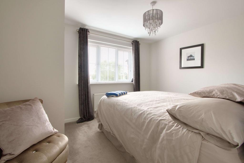 Bedroom 4 (Double)