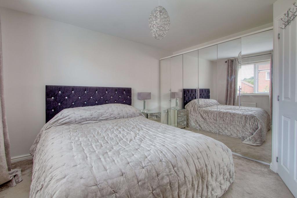 Bedroom 2 (Double)