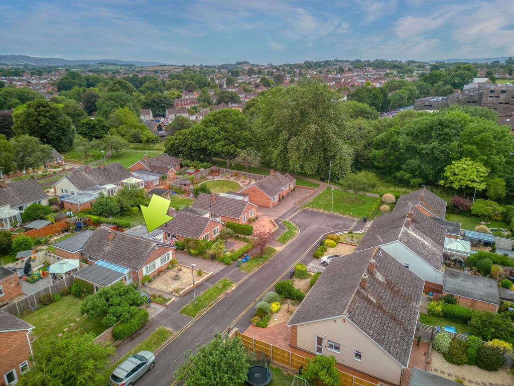 Ramshorn Green, Parkfield, Taunton... 2 bed detached bungalow £390,000
