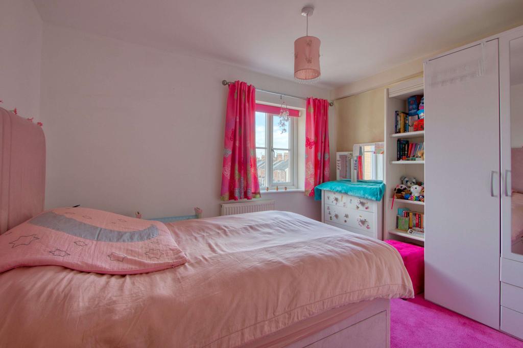 Bedroom 5 (Double)