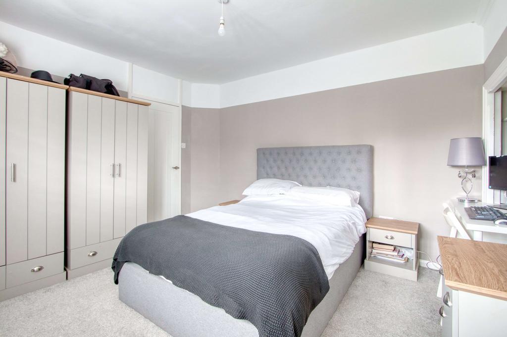 Bedroom 1 (Double)