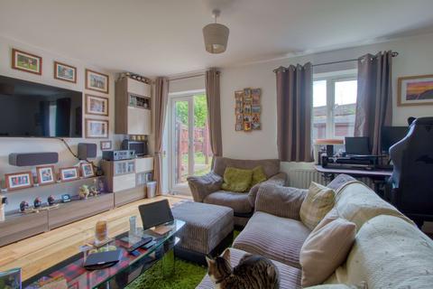 96 Grove Gate, Staplegrove, Taunton, TA2 6DF