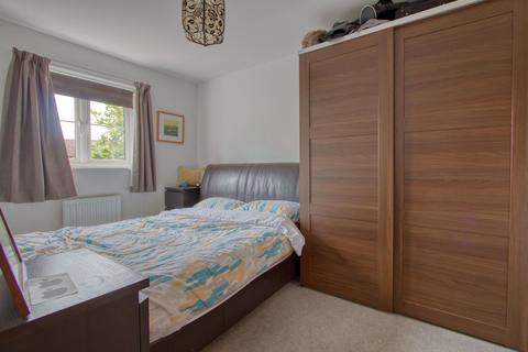 96 Grove Gate, Staplegrove, Taunton, TA2 6DF
