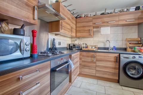 96 Grove Gate, Staplegrove, Taunton, TA2 6DF