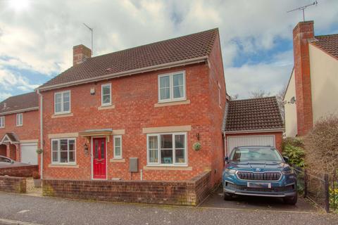6 Merrifields, Cotford St Luke, Taunton, TA4 1PE
