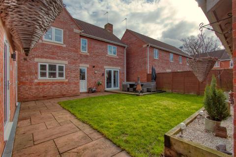 6 Merrifields, Cotford St Luke, Taunton, TA4 1PE