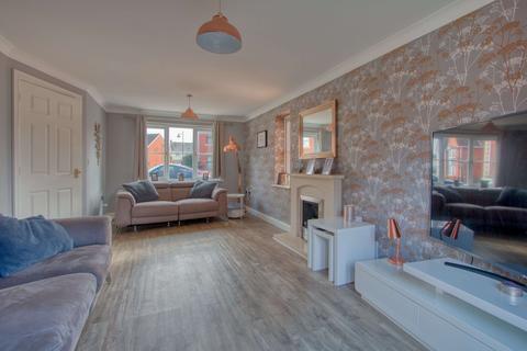 6 Merrifields, Cotford St Luke, Taunton, TA4 1PE