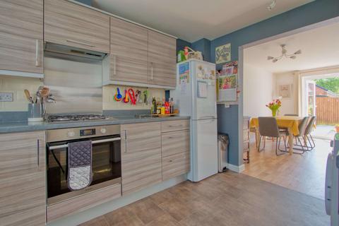 18 Morse Road, Norton Fitzwarren, Taunton, TA2 6BU