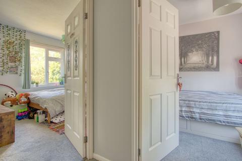 60 Rowan Drive, Taunton, TA1 2QL
