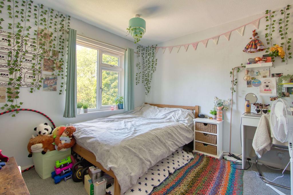 Bedroom 2 (Double)