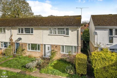 14 Mortimer Close, Hartley Wintney, Hook, RG27 8EL