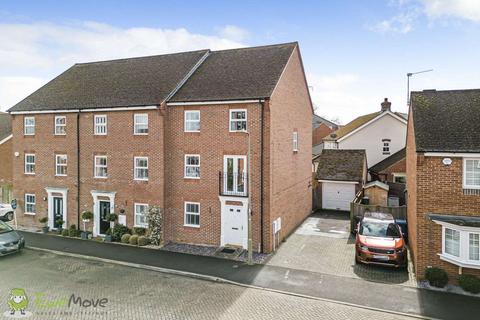 10 Creswell, Hook, RG27 9TG