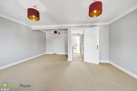 10 Creswell, Hook, RG27 9TG