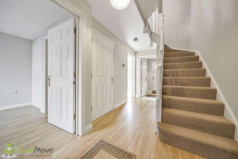 10 Creswell, Hook, RG27 9TG