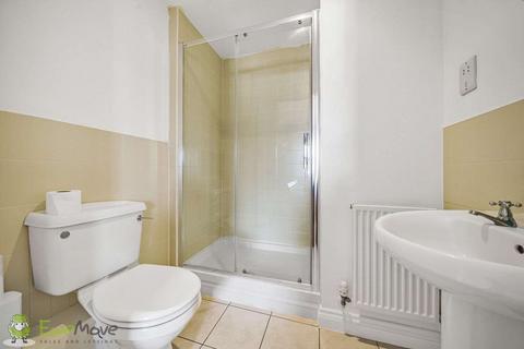 10 Creswell, Hook, RG27 9TG