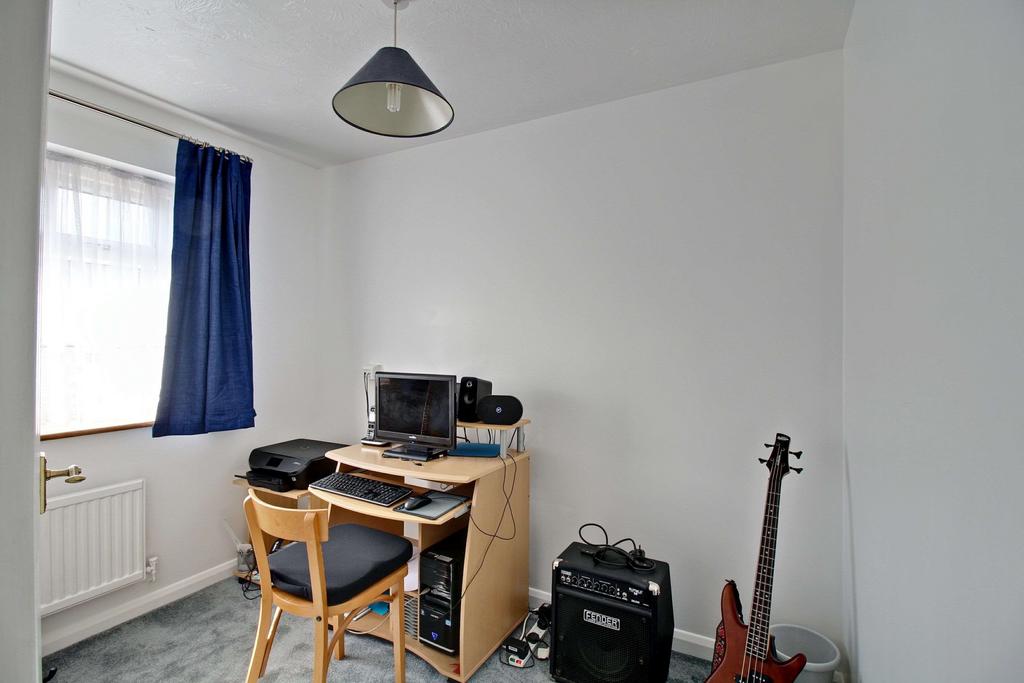 Bedroom 4 (Single)
