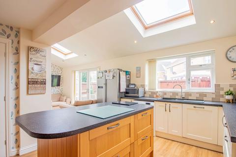 15 Balshaw Way, Chilwell, Nottingham, NG9 6RQ
