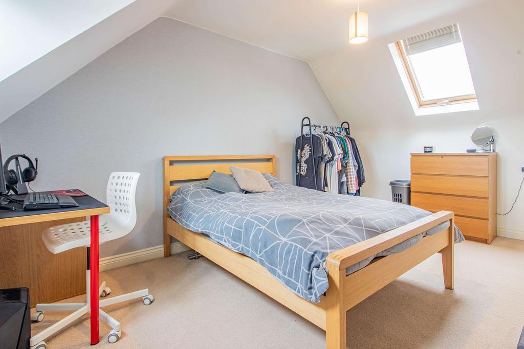 Bedroom 4 (Double)
