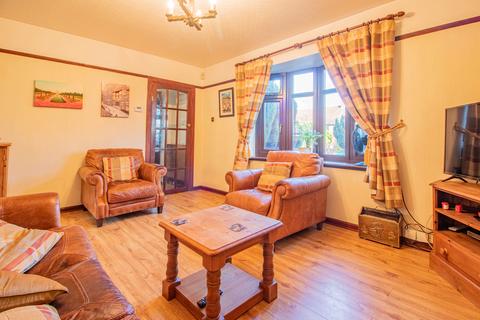132 Bells Lane, Nottingham, NG8 6DW