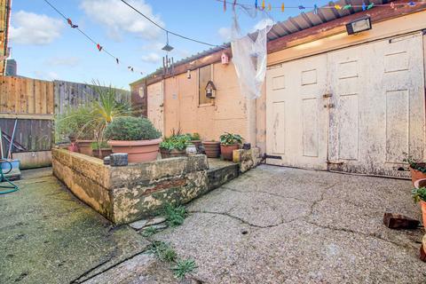 132 Bells Lane, Nottingham, NG8 6DW