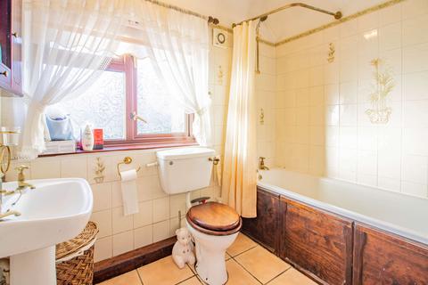 132 Bells Lane, Nottingham, NG8 6DW