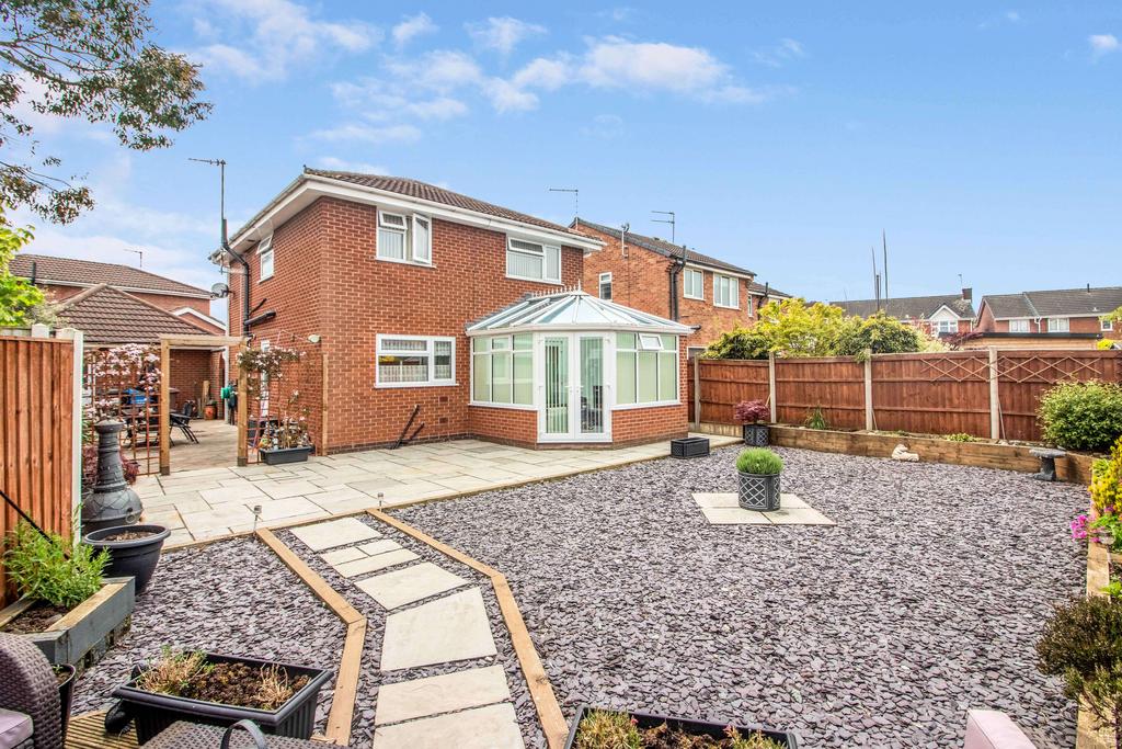 Bosworth Way, Long Eaton NG10 1EA 4 bed detached house £375,000