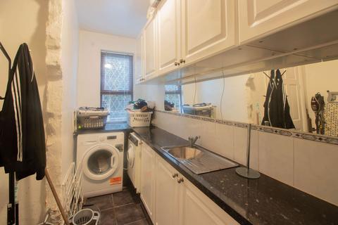 59 Ellabank Road, Heanor, DE75 7HF