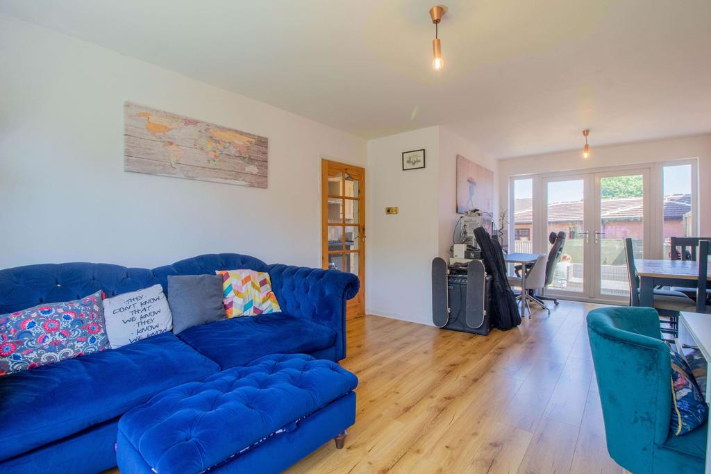 Longmoor Road, Long Eaton NG10 4FQ 3 bed semidetached house for sale