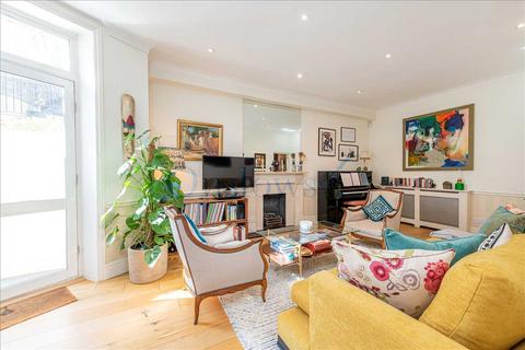 2 bedroom apartment to rent, Old Brompton Road, London