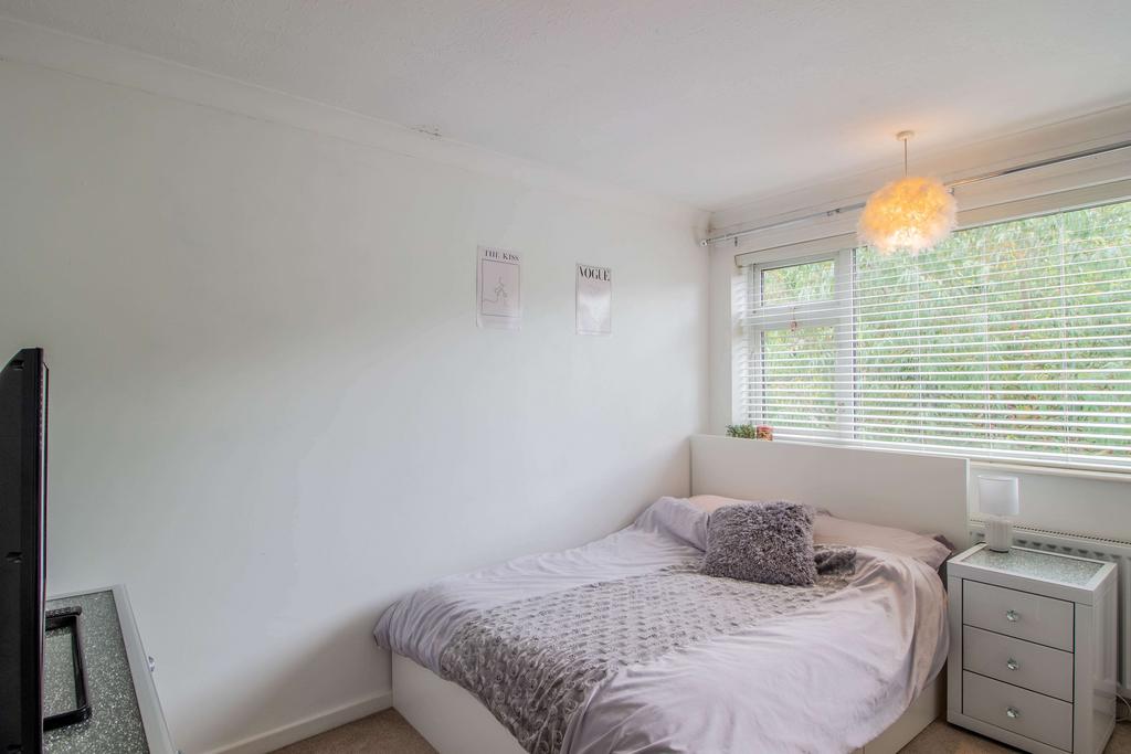 Bedroom 2 (Double)
